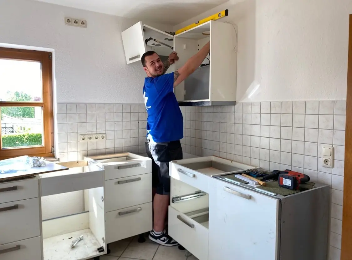 Möbelmontage durch das Zimmermann-Team